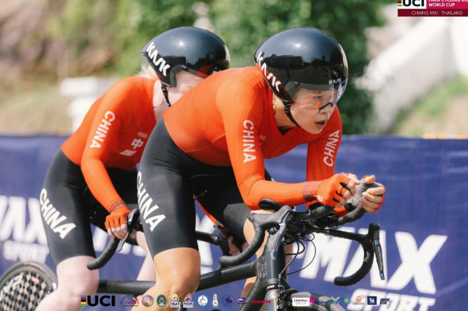 中国残奥自行车队公路世界杯泰国站斩获13金3.png